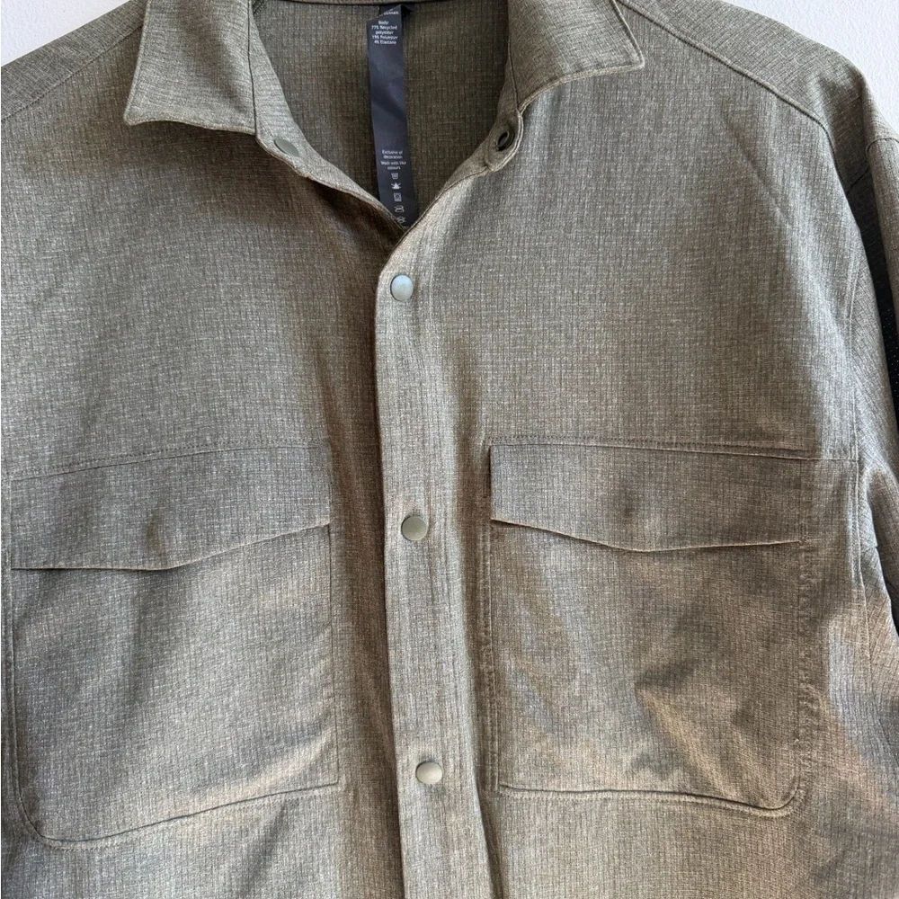 Men's Olive Green Lululemon button down size M